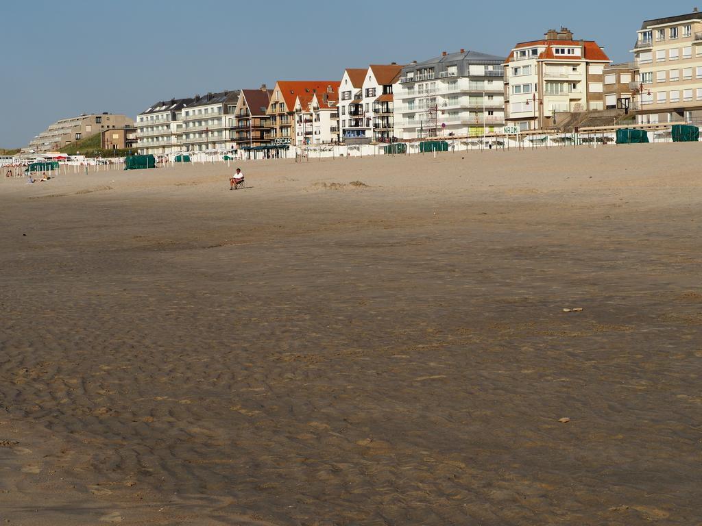 Appartement Sur La Digue - De Haan - Le Coq - Silver Beach D2 Экстерьер фото