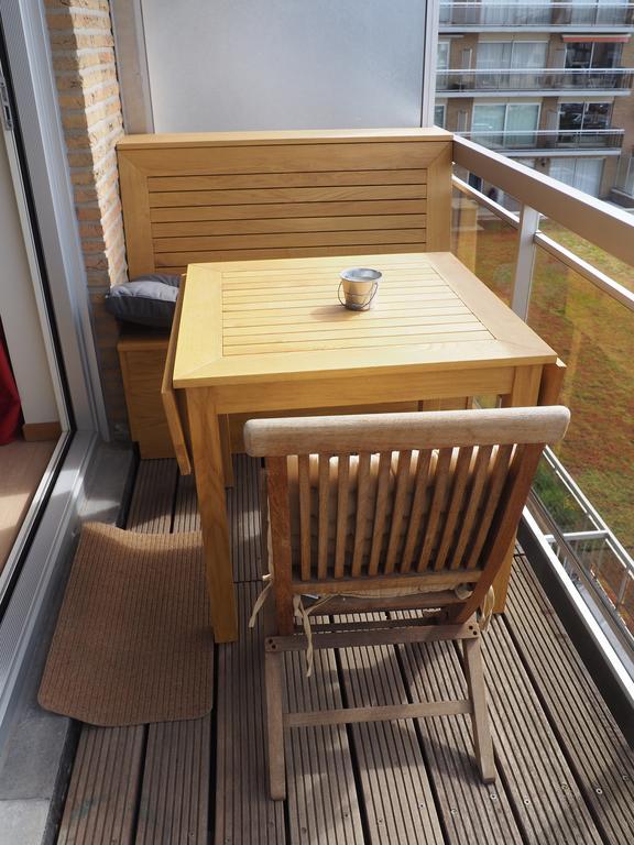 Appartement Sur La Digue - De Haan - Le Coq - Silver Beach D2 Экстерьер фото