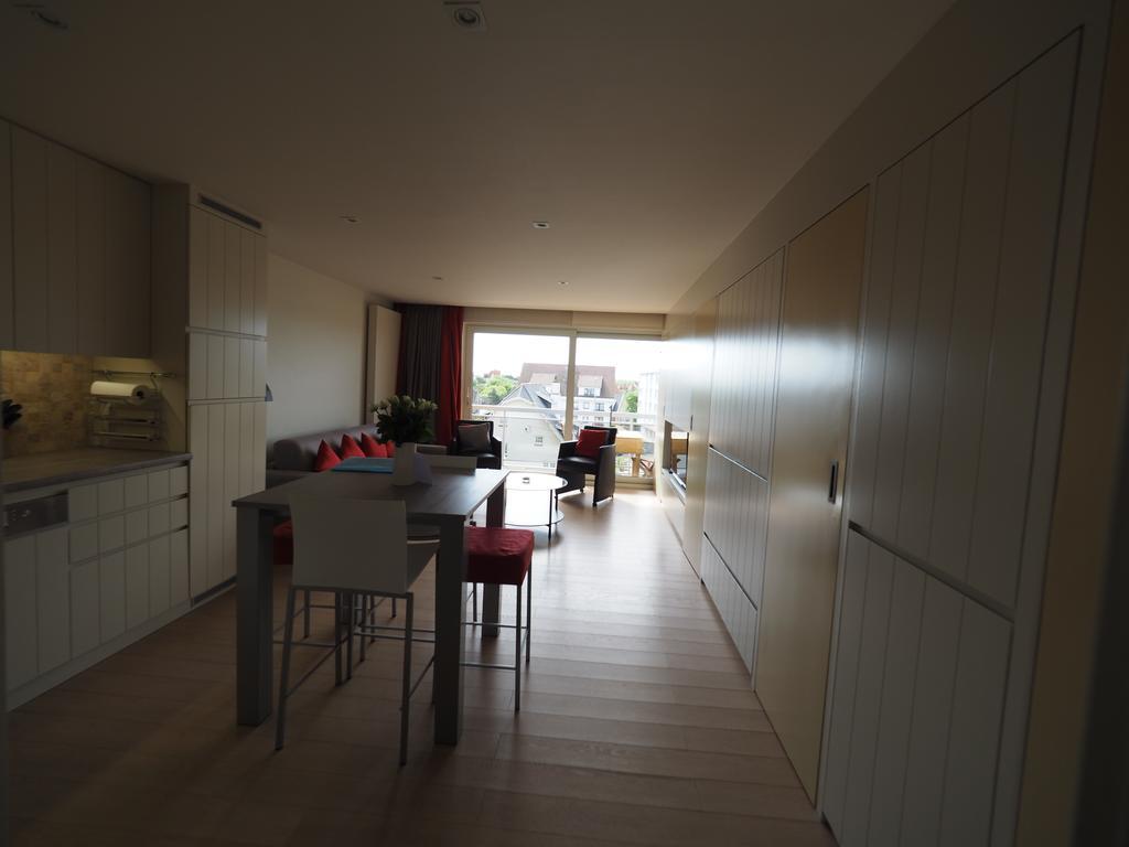 Appartement Sur La Digue - De Haan - Le Coq - Silver Beach D2 Экстерьер фото
