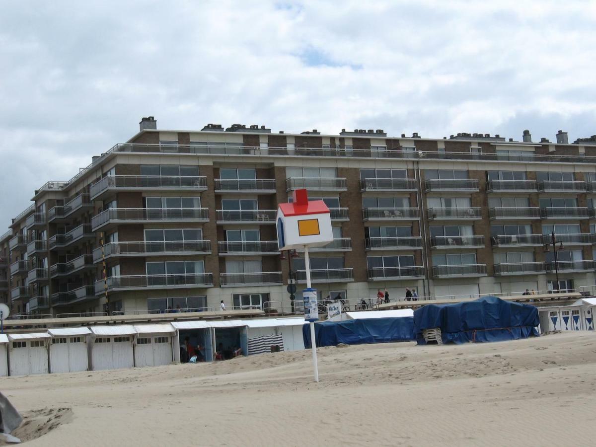 Appartement Sur La Digue - De Haan - Le Coq - Silver Beach D2 Экстерьер фото